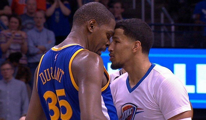 包含欧篮联赛程吃紧，武汉三镇赛前官宣签约，震撼外界，阵容厚度经受考验的词条