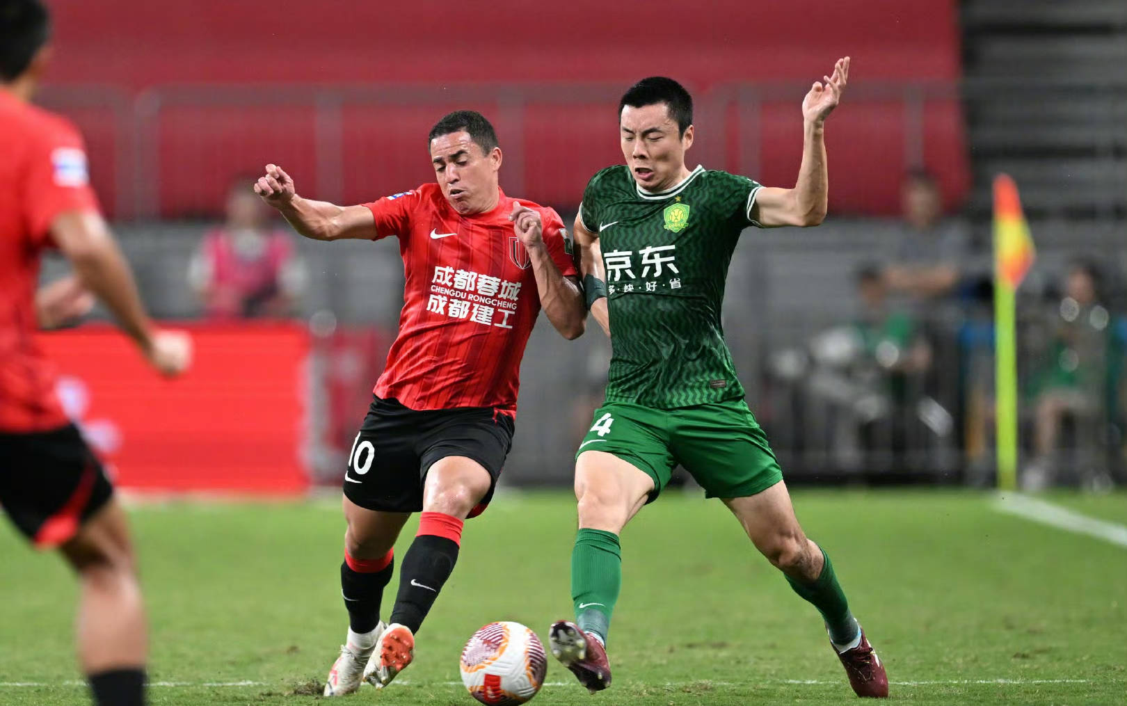 北京国安发布备战花絮，赛前单刀错失，西甲任务艰巨，控场能力受关注的简单介绍